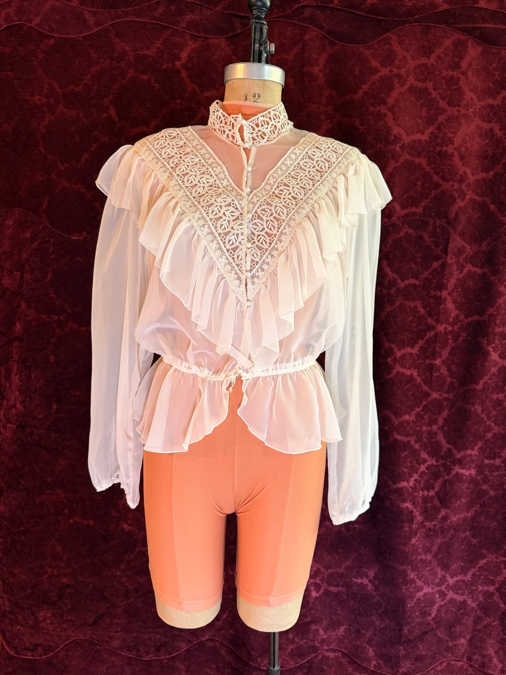 Romantic Ivory Lace Ruffle Peplum Blouse - Women Vintage 80s